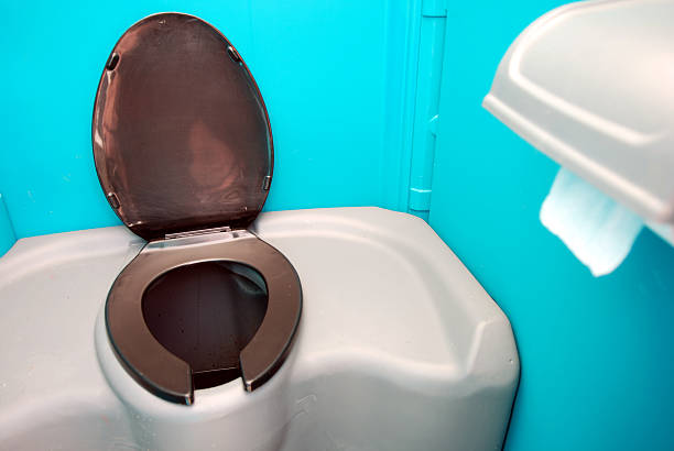 Best Construction site porta potty rental  in Glenmoor, OH